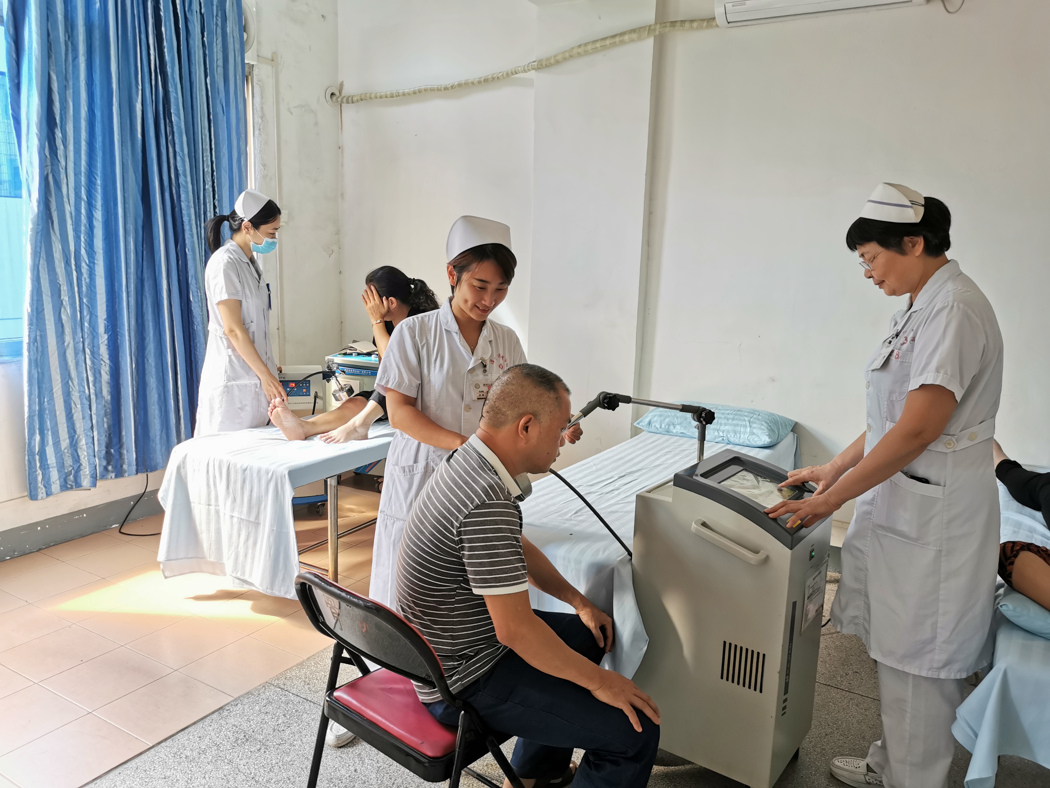 專業(yè)護(hù)理助康復(fù) 暖心服務(wù)促和諧——漳州市中醫(yī)院骨傷康復(fù)護(hù)理組踐行初心，打造融洽醫(yī)患關(guān)系