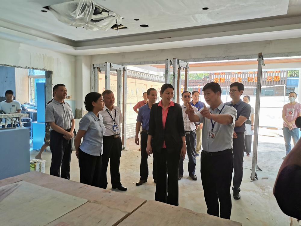 漳州市副市長吳衛(wèi)紅一行蒞臨我院調(diào)研指導(dǎo)