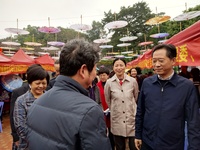 文化科技衛(wèi)生“三下鄉(xiāng)”義診活動(dòng)暖人心