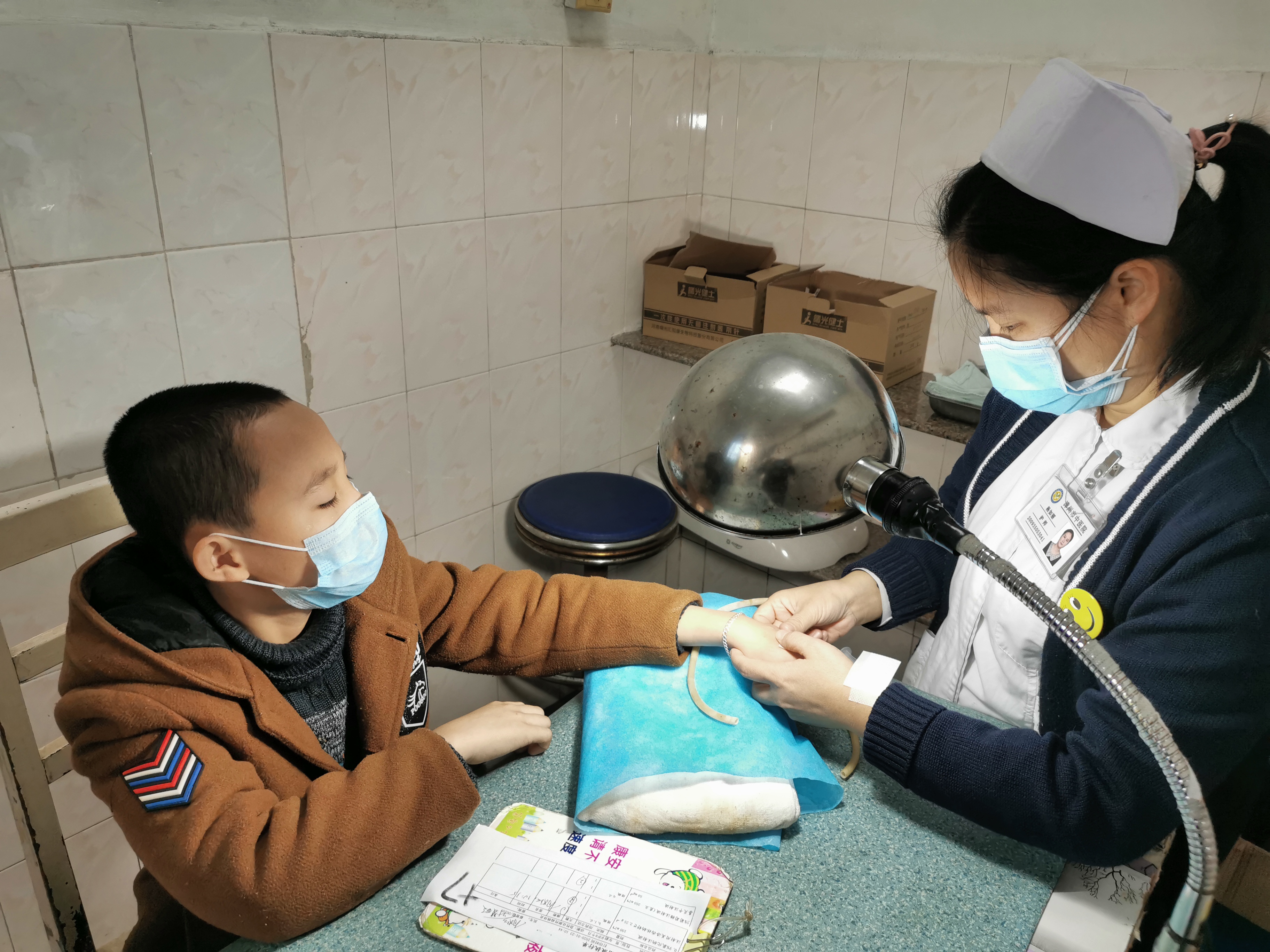 堅守崗位 共克時艱