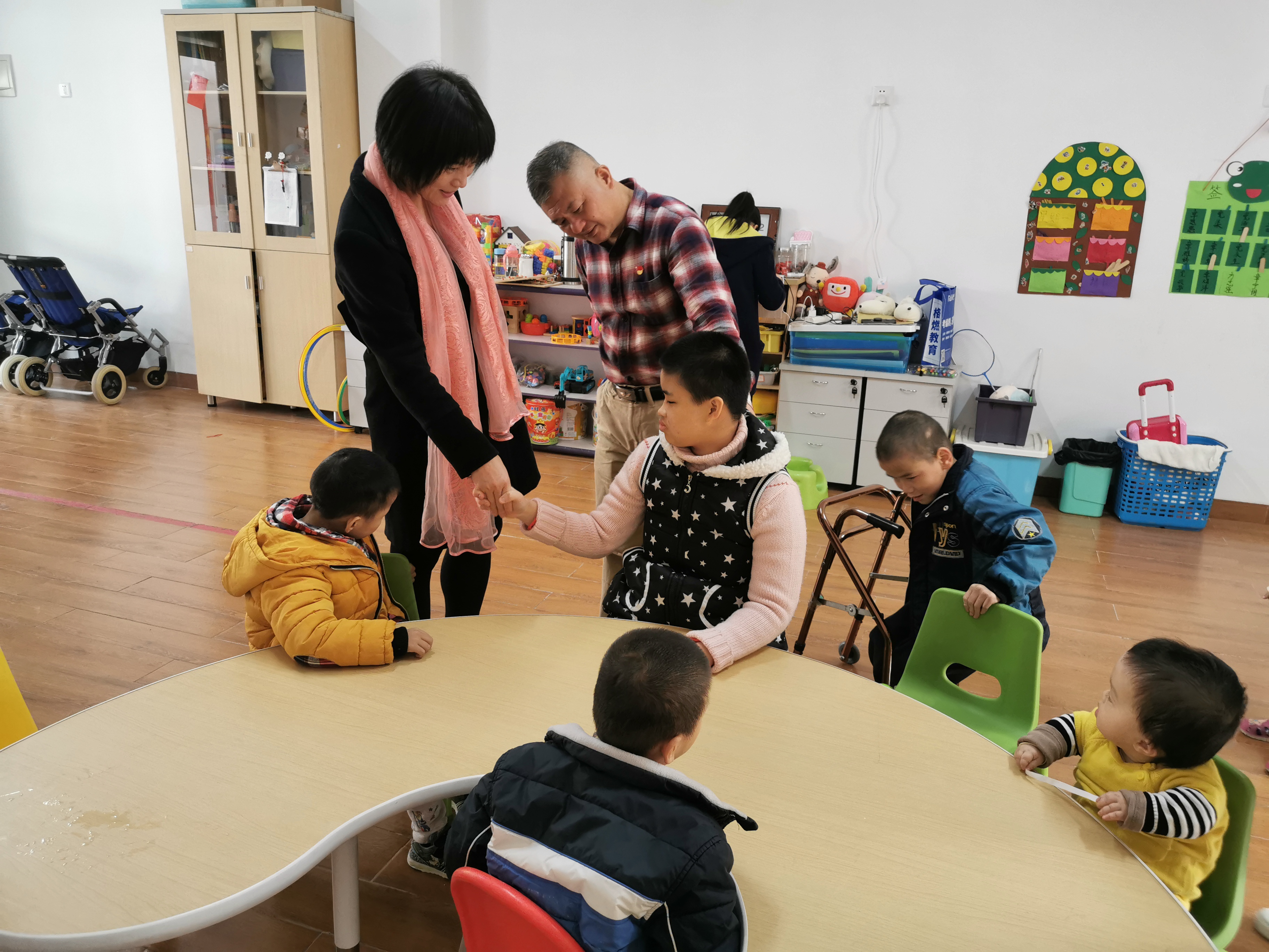 我院開展“心手相牽&middot;情暖漳州”關愛青少年活動