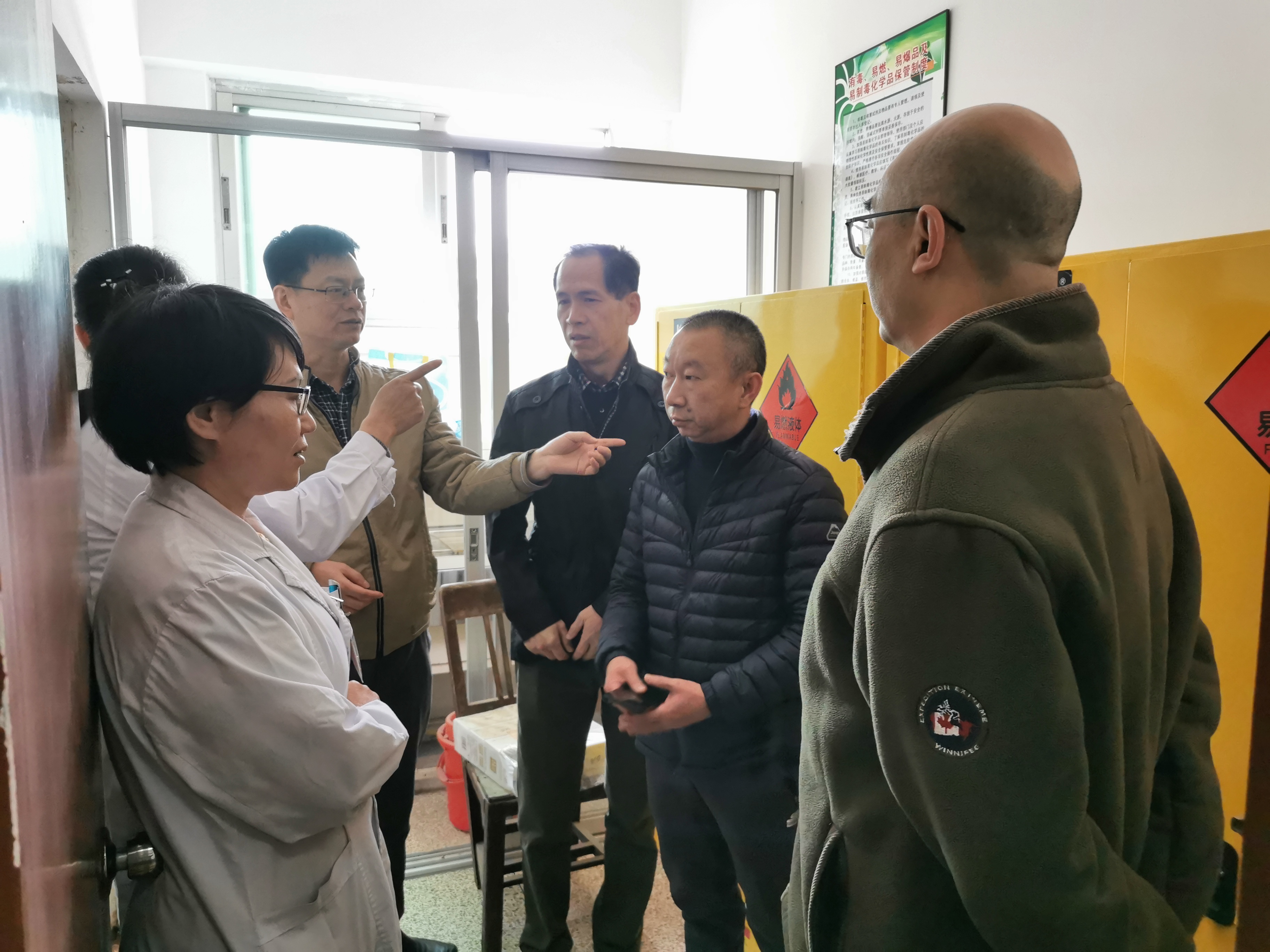 開(kāi)展節(jié)前安全大檢查 確保春節(jié)期間醫(yī)院安全穩(wěn)定