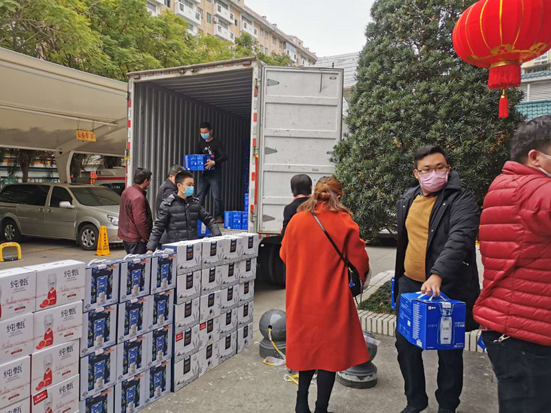 共抗疫情丨漳州市新階聯(lián)向我院捐贈防疫物資