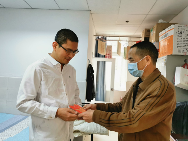 抗疫顯大愛  慰問傳真情——我院組織慰問第二批支援湖北醫(yī)療隊(duì)親屬