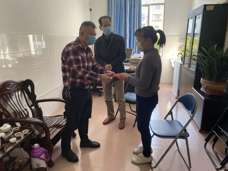 抗疫顯大愛  慰問傳真情——我院組織慰問第二批支援湖北醫(yī)療隊(duì)親屬