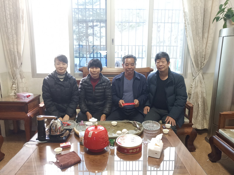 抗疫顯大愛  慰問傳真情——我院組織慰問第二批支援湖北醫(yī)療隊(duì)親屬