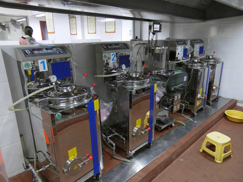 望聞問切  中醫(yī)全程參與新冠肺炎防治