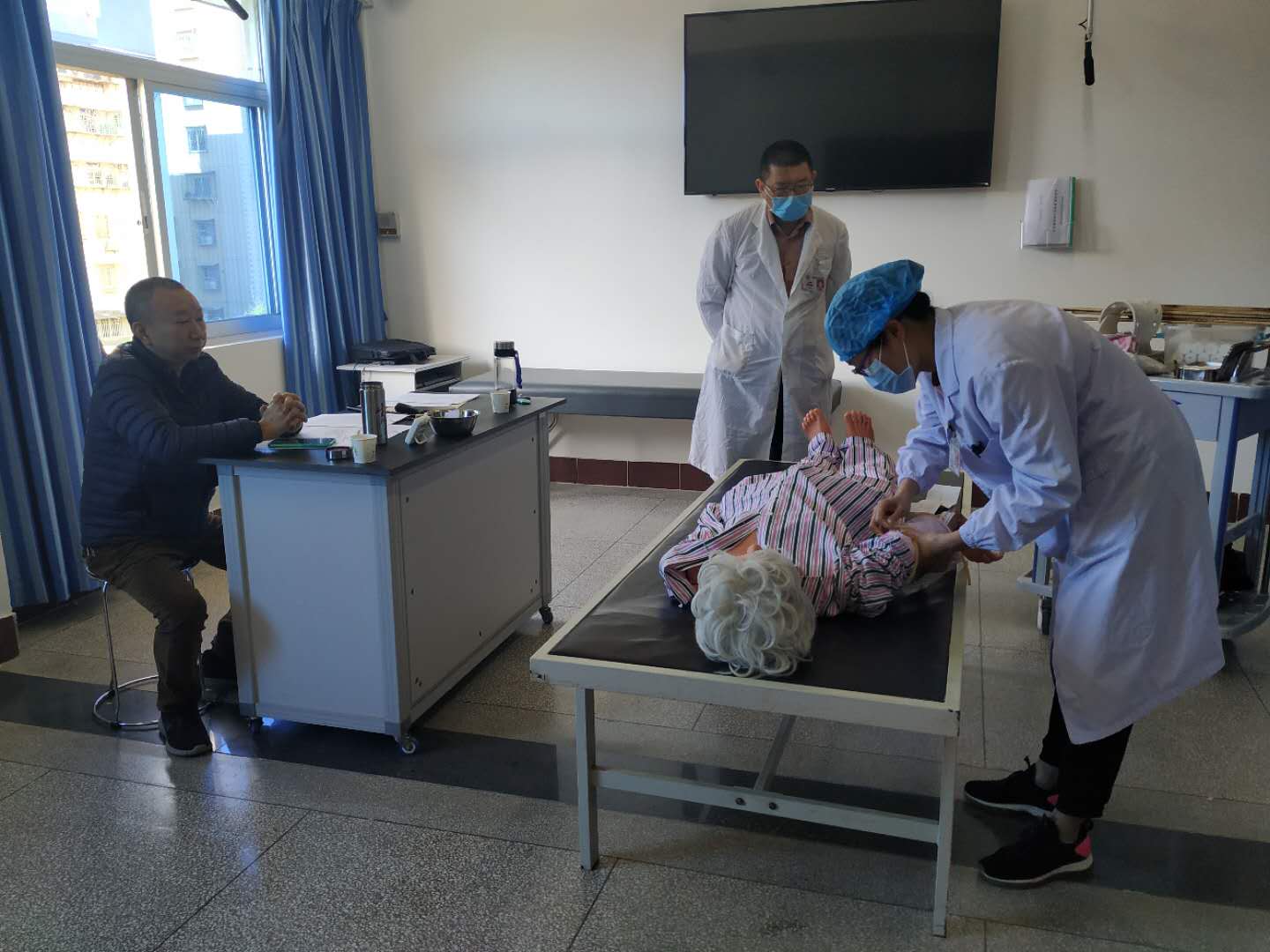 急救技能培訓(xùn)常態(tài)化  全面提升醫(yī)院急救水平