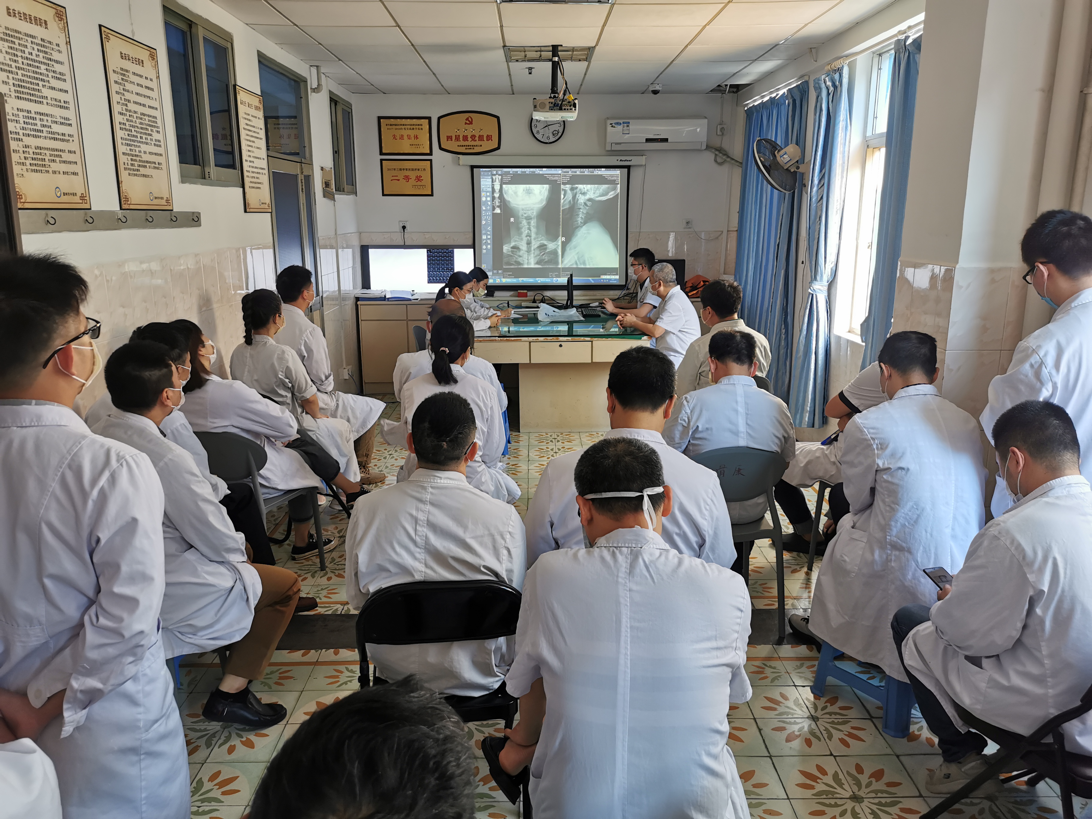 求索出新  “硬本事”守護(hù)一方百姓的“堅(jiān)實(shí)筋骨”