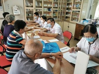 我院開(kāi)展“提升健康素養(yǎng) 樂(lè)享銀齡生活”義診活動(dòng)