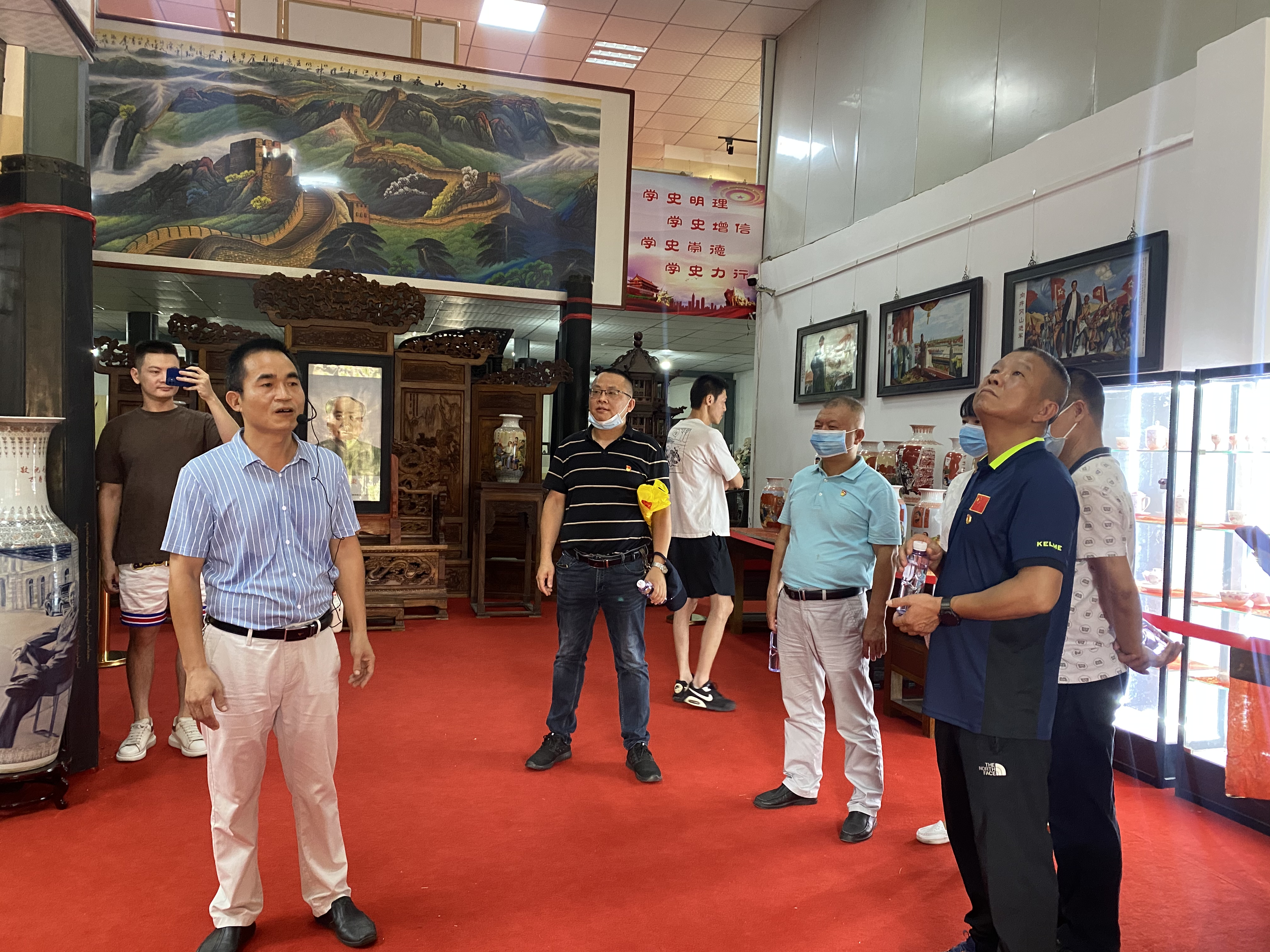 漳州市中醫(yī)院三個(gè)黨支部聯(lián)合開展黨日活動(dòng)