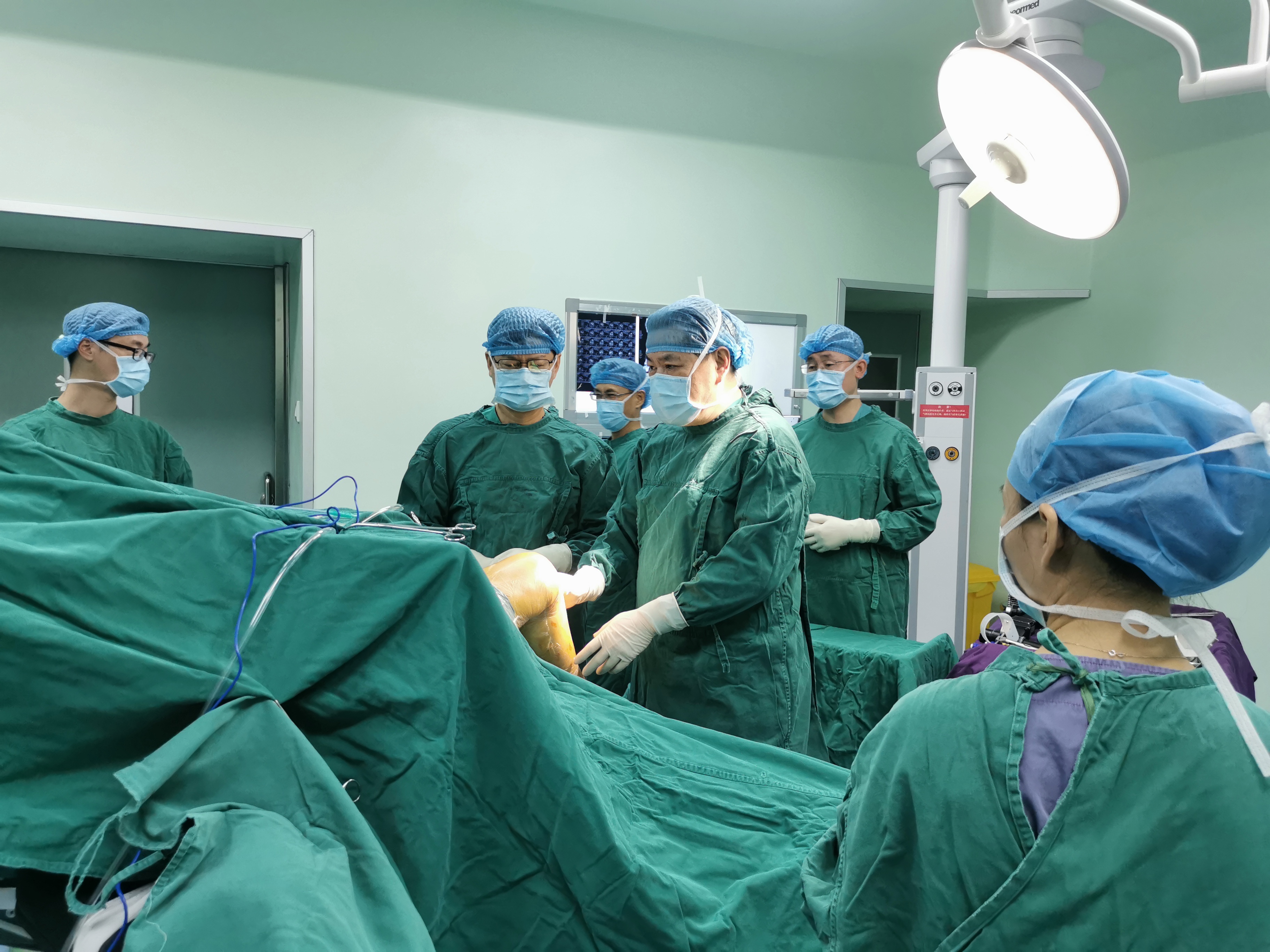 2022年首場新“膝”望單髁論壇在我院成功舉辦