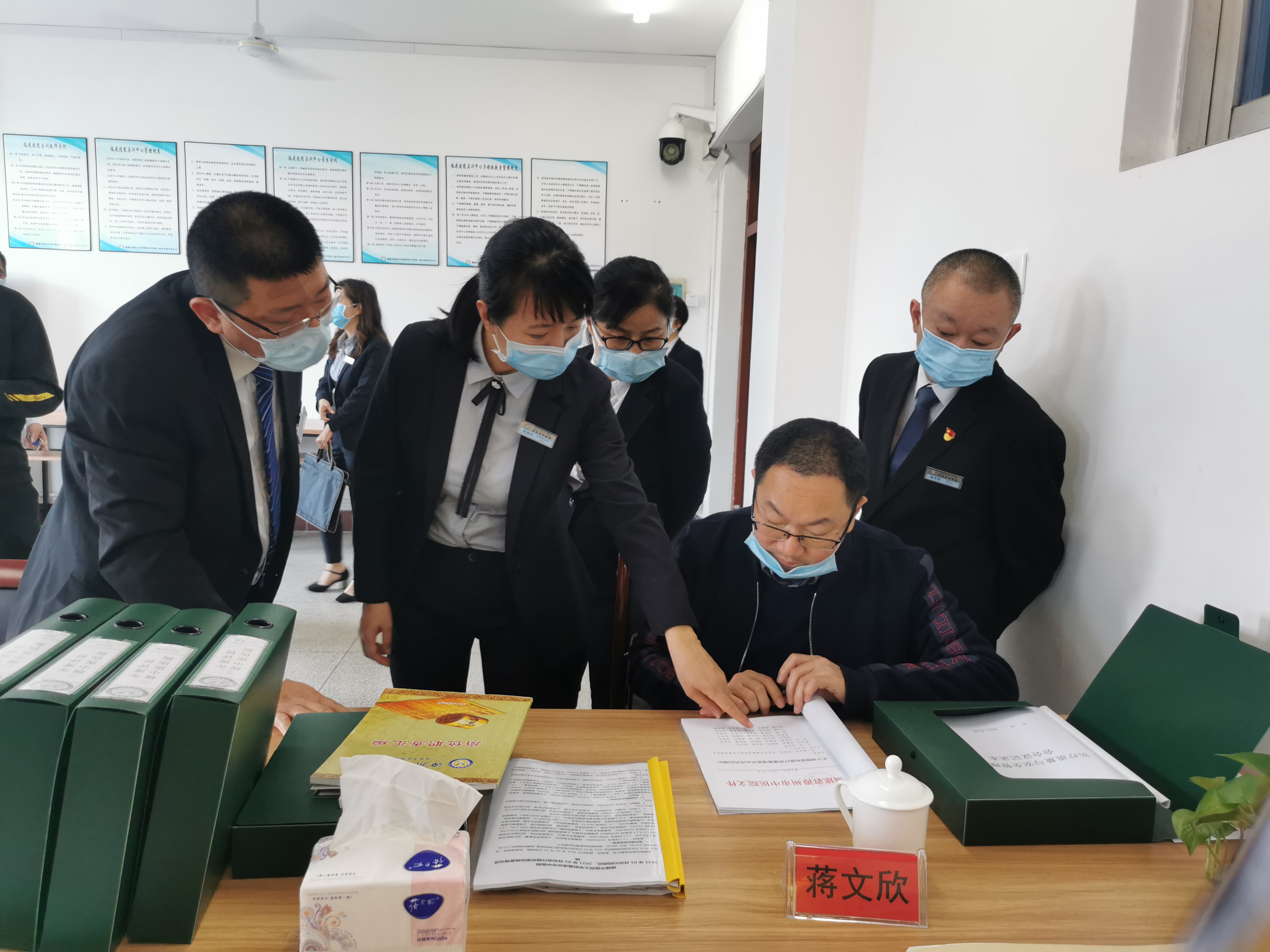 福建省衛(wèi)健委評審檢查組蒞臨我院開展2021年度三級醫(yī)院評價檢查