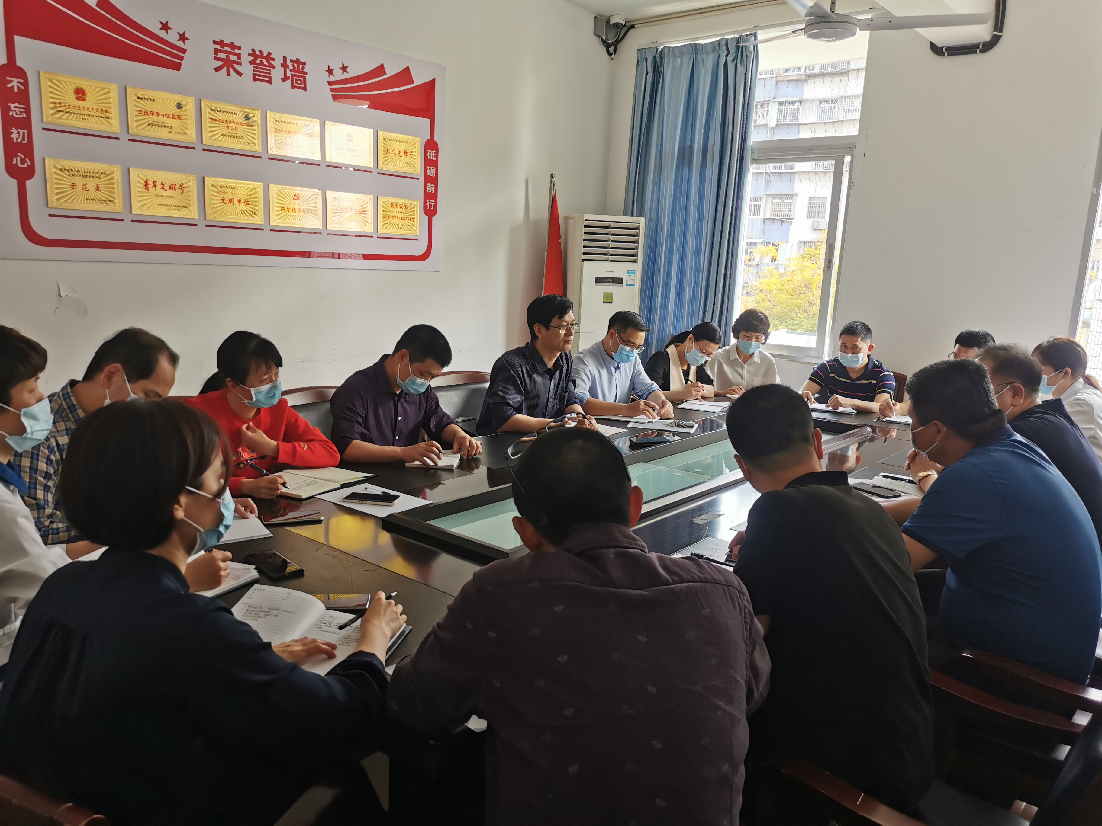 抗疫戰(zhàn)場上的“中醫(yī)力量”