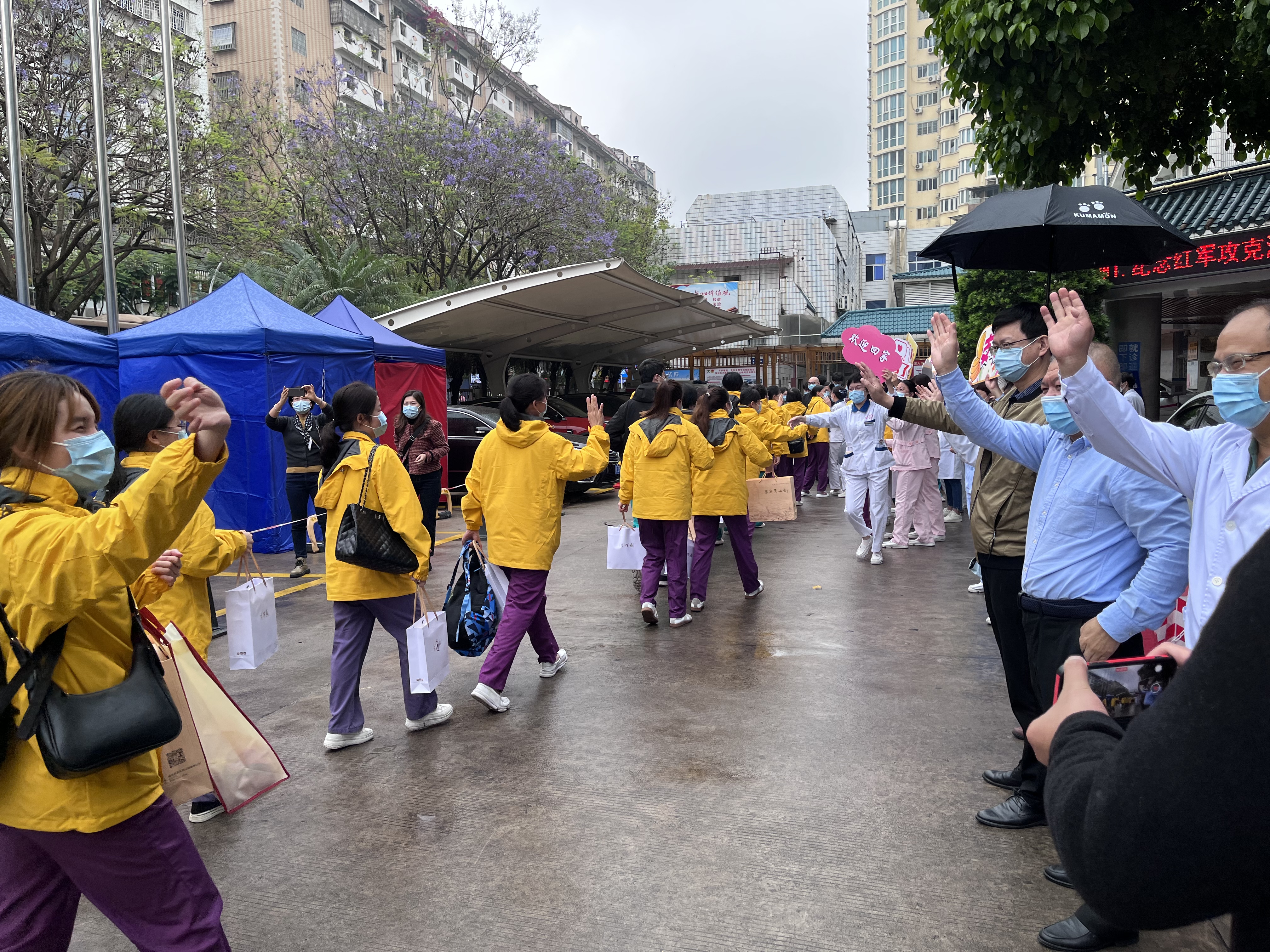 100名馳援泉州醫(yī)務(wù)人員平安歸來！