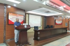 推動(dòng)主題教育與履職擔(dān)當(dāng)緊密結(jié)合
——漳州市中醫(yī)院開(kāi)展主題教育專題黨課